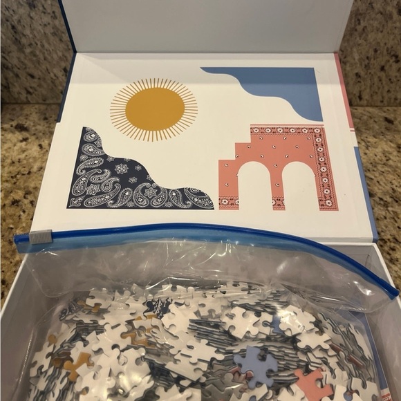 Madewell Puzzle 1000 pieces - Picture 5 of 6